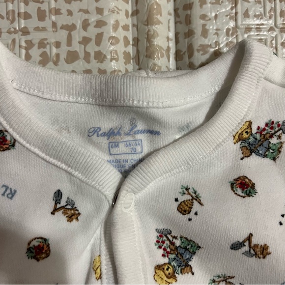 Ralph Lauren White Baby Romper with Animal Print - Picture 2 of 2